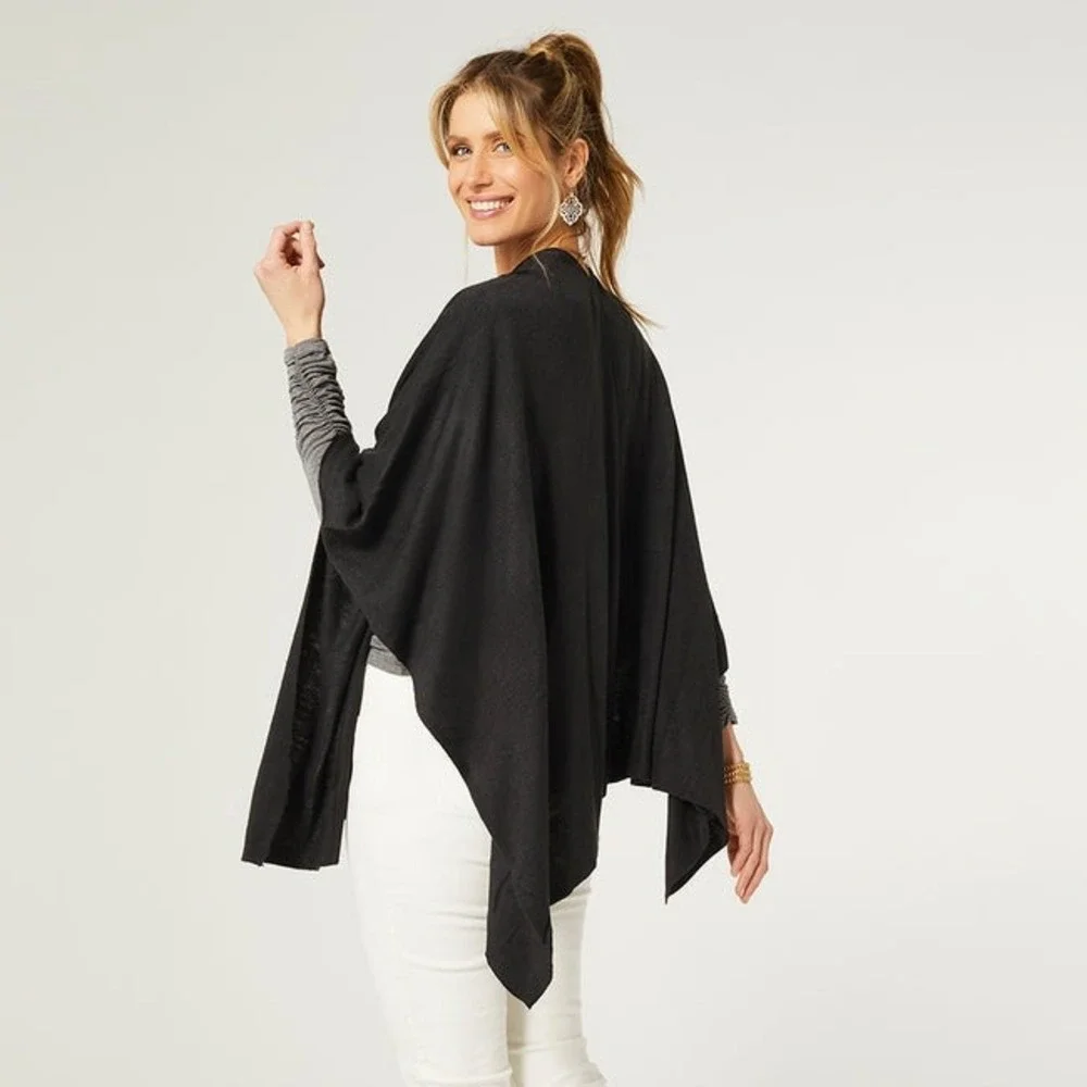 Coco + Carmen Wrap Kiara O/S Black Lightweight Open Front Layering Shawl Poncho